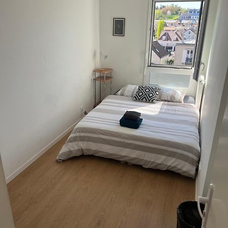Charme Citadin Apartment Villemomble Bagian luar foto