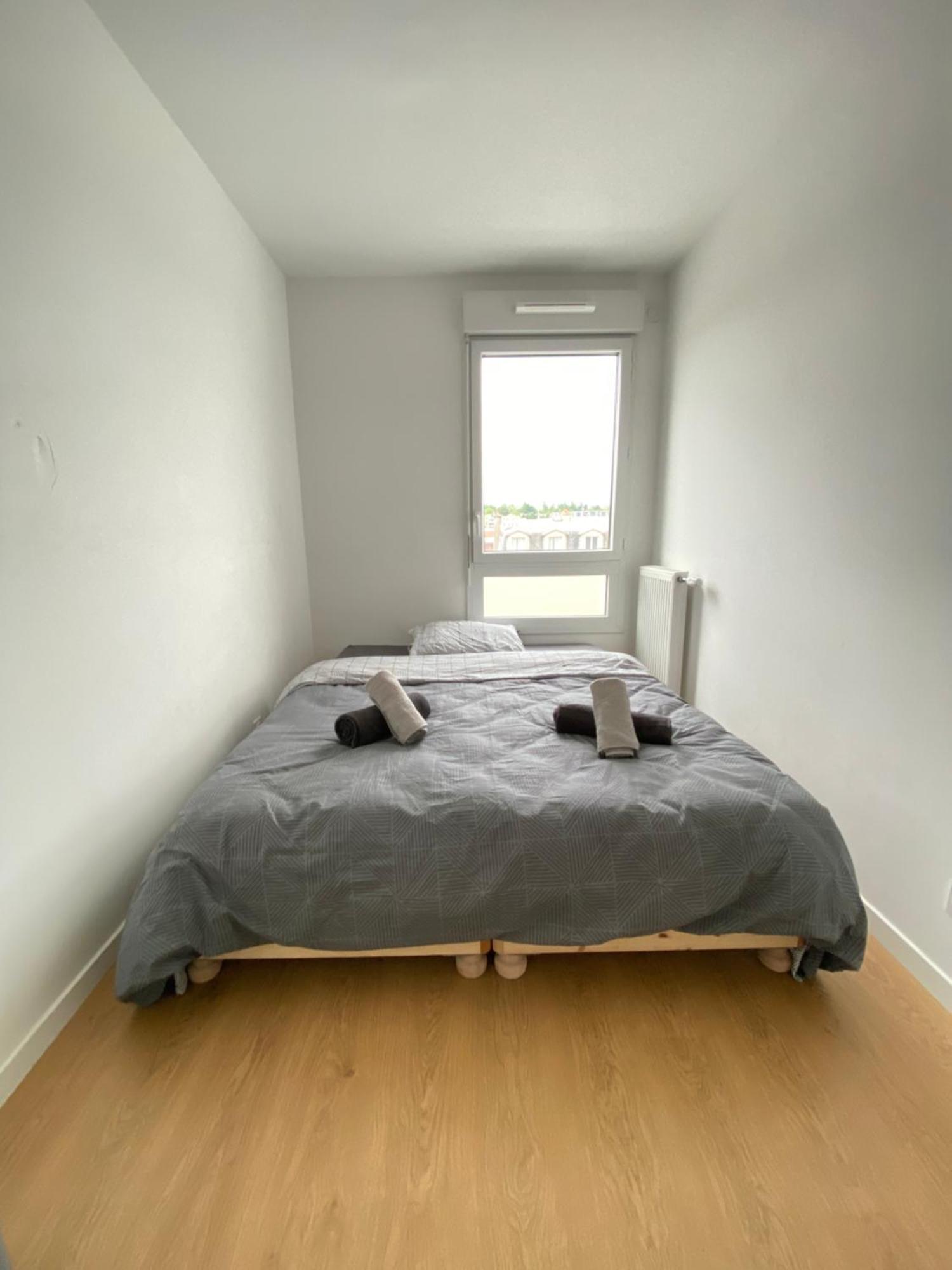 Charme Citadin Apartment Villemomble Bagian luar foto