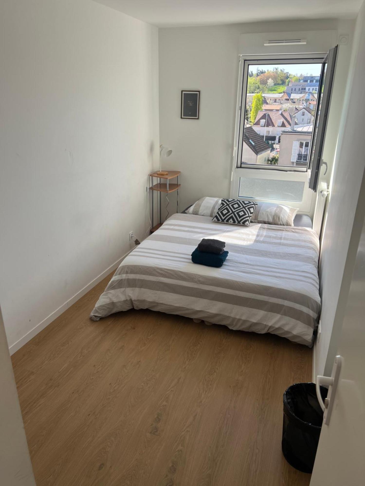 Charme Citadin Apartment Villemomble Bagian luar foto